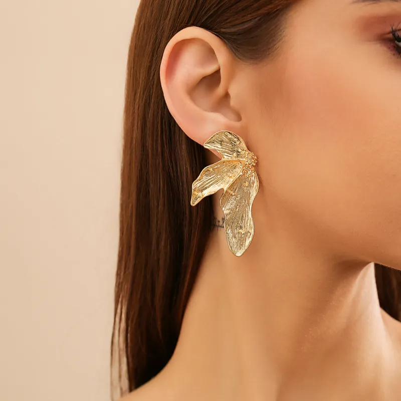 Leaf Design Stud Earrings