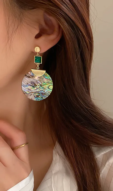 Rhinestone Emerald Round Shell Earrings