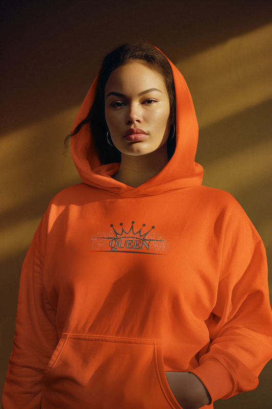 Unisex Heavy Blend™ Hooded Sweatshirt - Queen typography